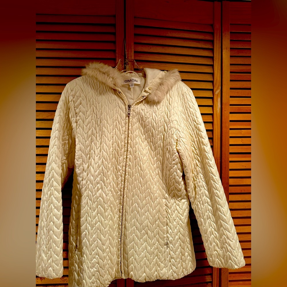 Zippered cream colored hooded coat